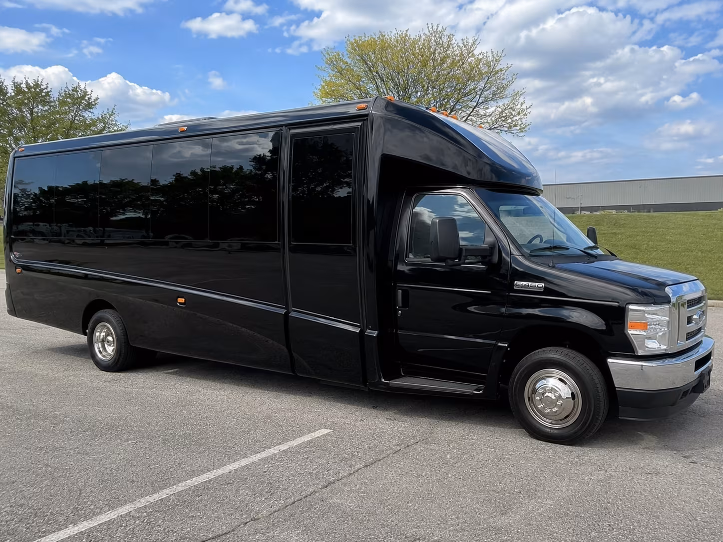 bus rentals for outdoor amphitheater shows near cape coral