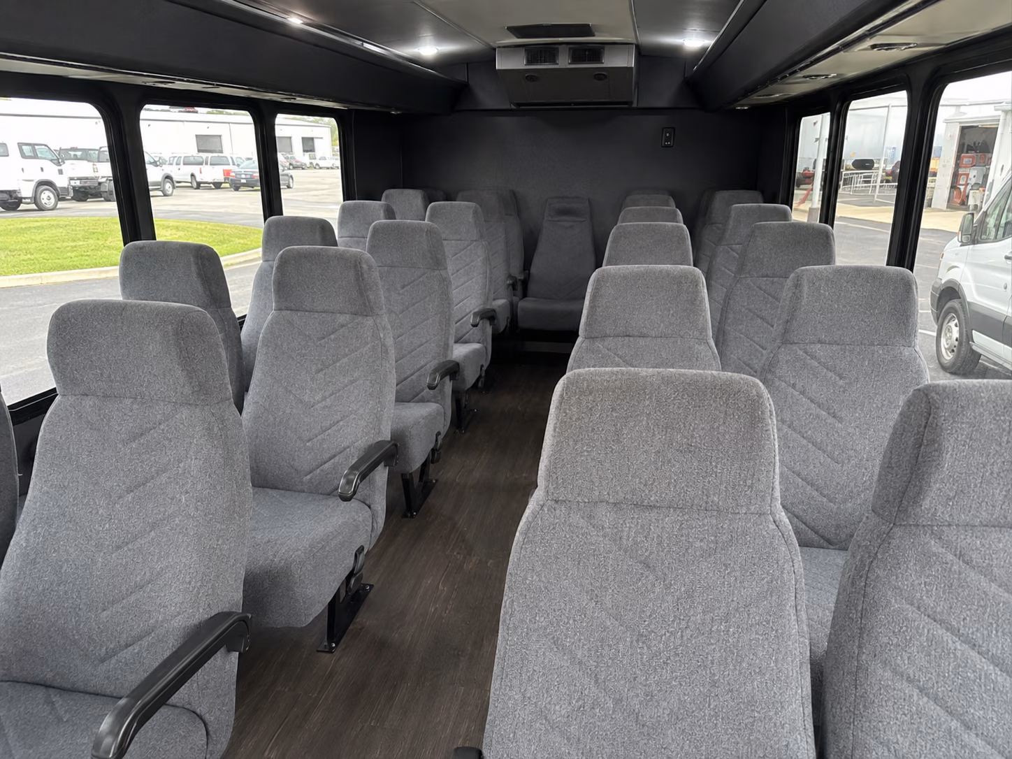 charter buses for large cape coral prom groups crossing into fort myers