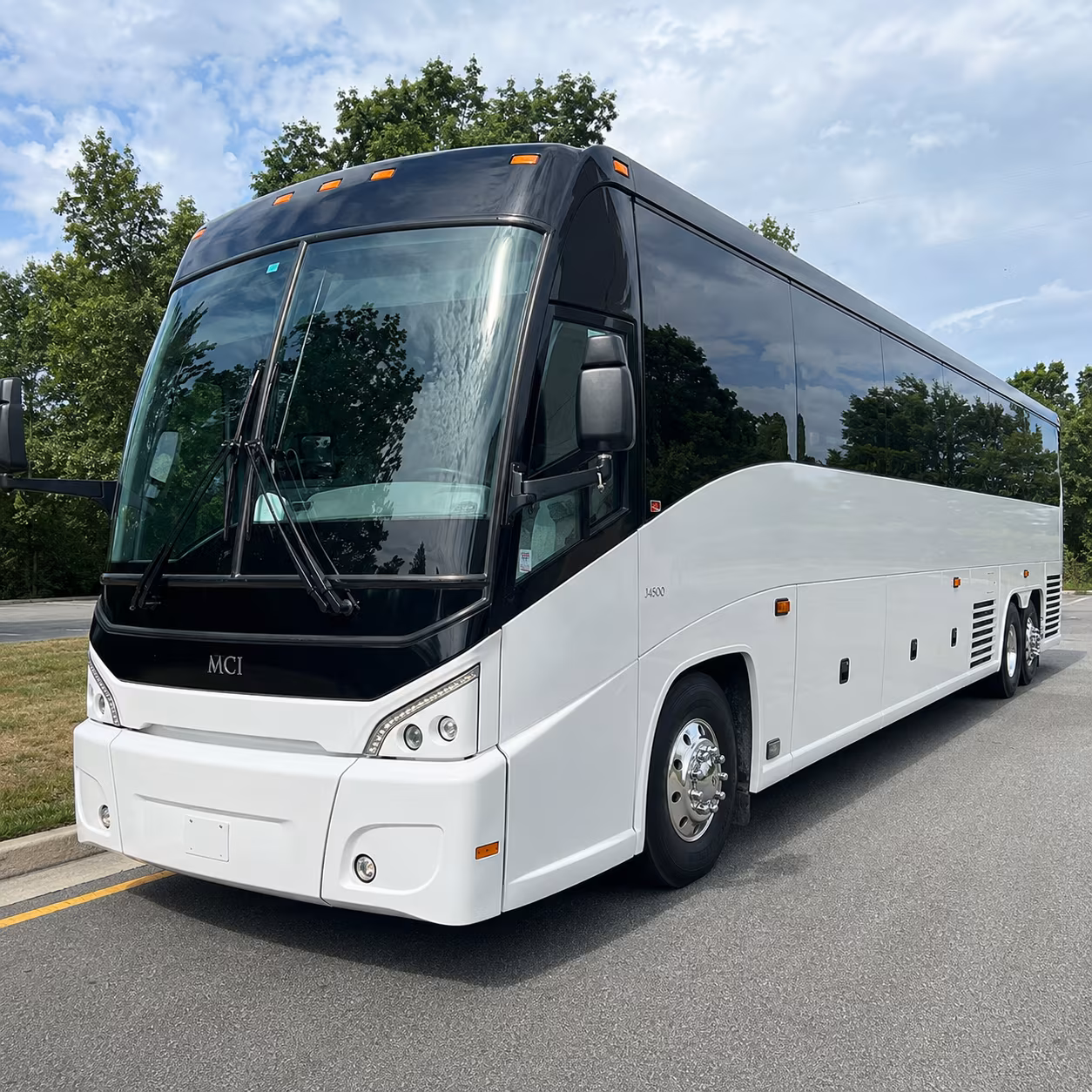 cross river employee shuttles between cape coral and fort myers