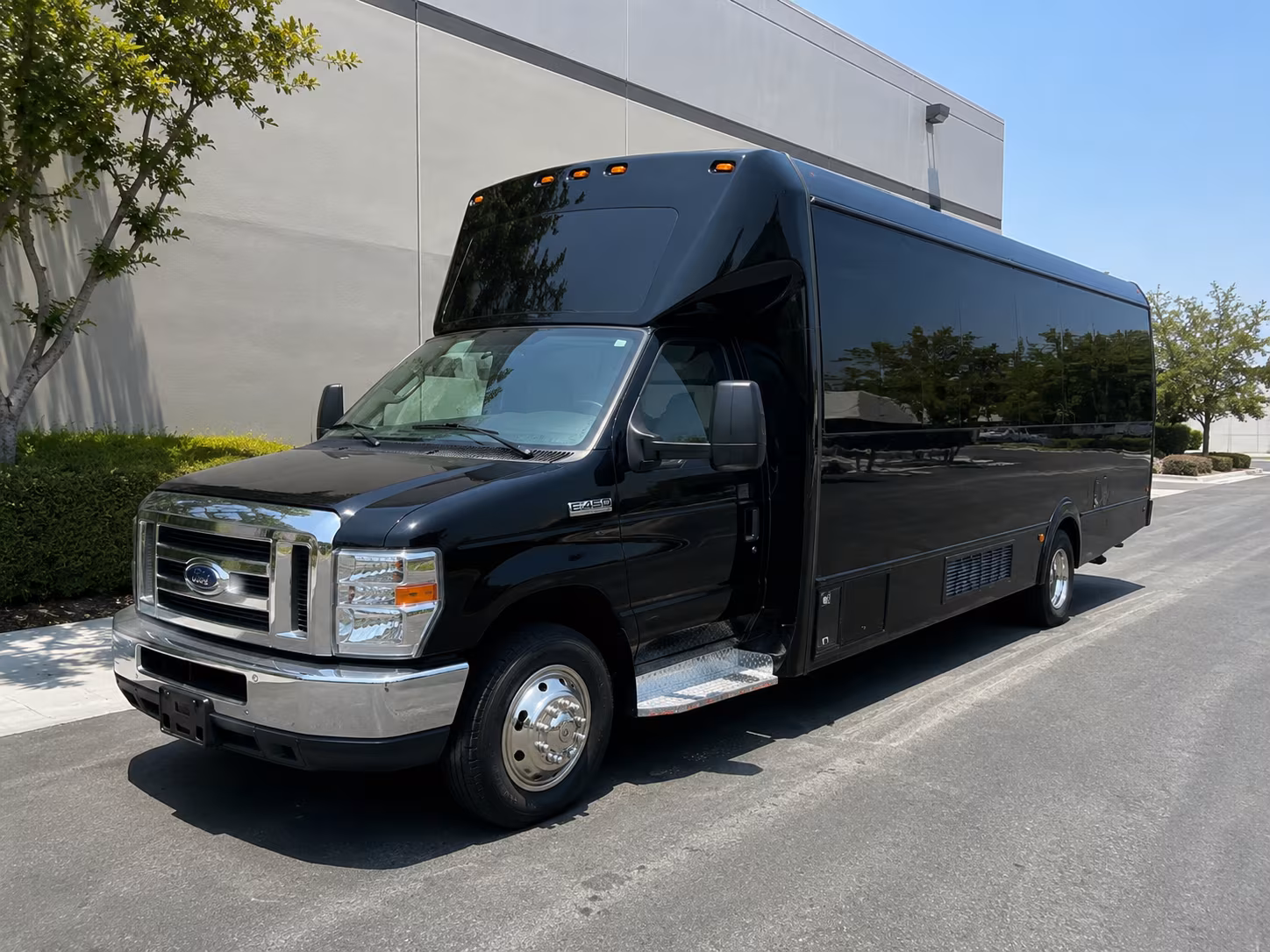 how is a bus rental actually priced for a trip in cape coral florida